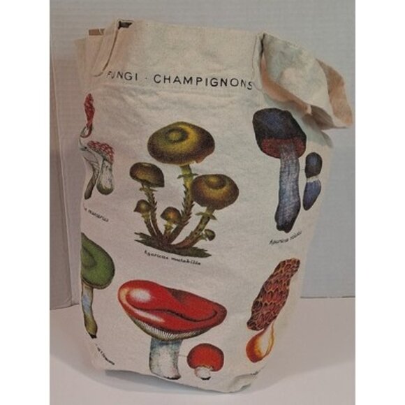 Cavallini & Co Mushrooms Tote Farmers Market Bag Inside Pocket - Picture 1 of 12